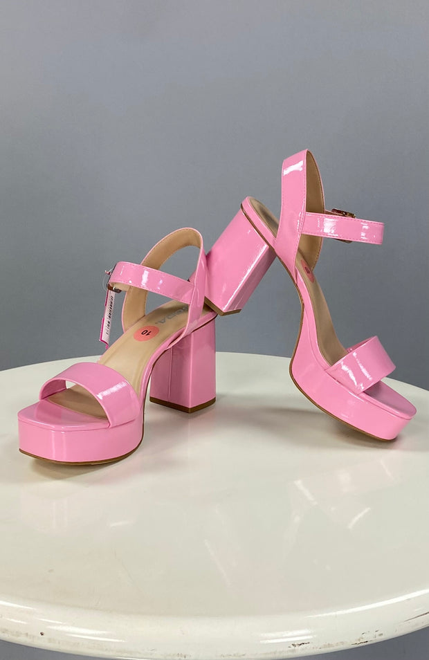 SHOES {Cuter Than Cupid} Pink Chunky Heel Platform Shoes