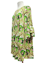 21 PSS {Trendy Effect} Lime Green Print Top EXTENDED PLUS SIZE 4X 5X 6X (Size Up 1 Size)