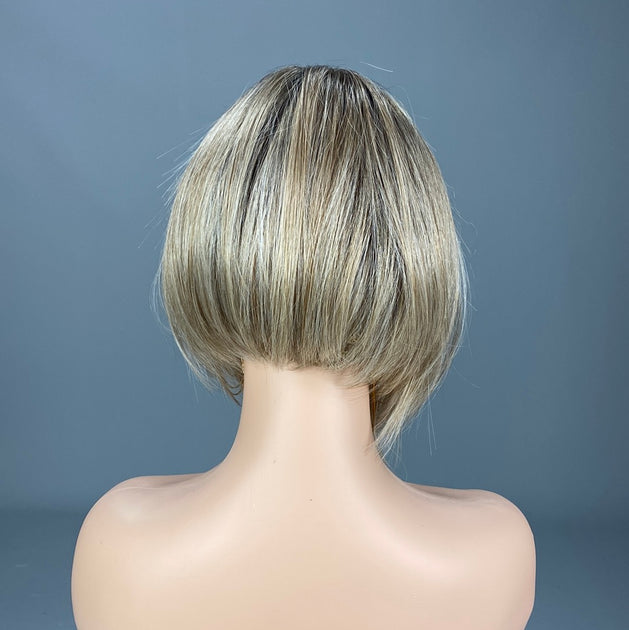 "Woolala" (Butterbeer Blonde) BELLE TRESS Luxury Wig Curvy Boutique