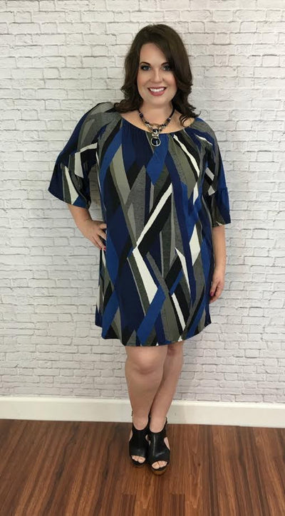Clothes for Plus-Size Women Style Guide:  Choosing the Right Flattering Dress