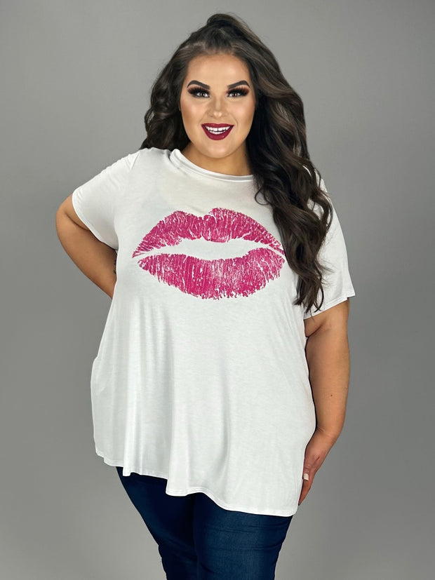 30 GT-R {Blowing Kisses} White/Fuchsia Lips Graphic Tee CURVY BRAND!!!  EXTENDED PLUS SIZE XL 2X 3X 4X 5X 6X