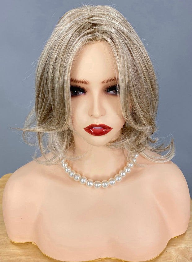 "Americana" (Cream Soda Blonde) BELLE TRESS Luxury Wig