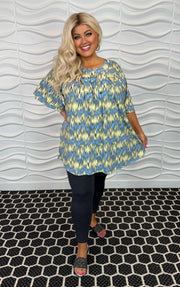 30 PSS {Positive Influence} Yellow/Blue Zig-Zag Print Top EXTENDED PLUS SIZE 4X 5X 6X  (Size Up 1 Size)