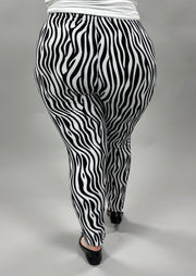 LEG-48 {In the Long Run} Black & White Print Leggings EXTENDED PLUS SIZE 3X/5X