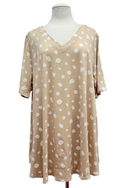 14 PSS {Ready To Play} Beige Dalmation Print V-Neck Top EXTENDED PLUS SIZE 3X 4X 5X