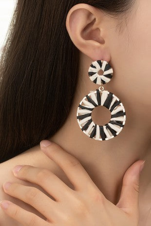 EARRINGS {Chic And Sincere} Black & White String Earrings