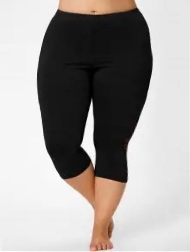 LEG-72 {Spend The Day} SALE! Black One Size Capri Leggings  PLUS SIZE 3X