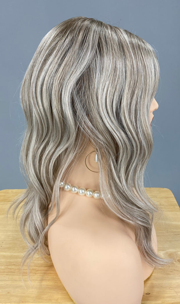 "Maxwella 18" (Roca Margarita Blonde) Belle Tress Luxury Wig