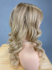 "CAMELLIA" (Champagne Apple Pie) Luxury Wig