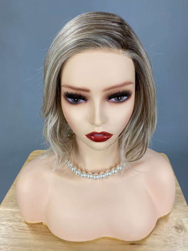 "Caliente" (Butterbeer Blonde) BELLE TRESS  Luxury Wig