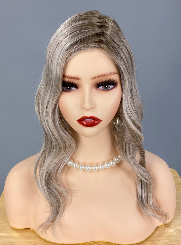"Maxwella 18" (Roca Margarita Blonde) Belle Tress Luxury Wig