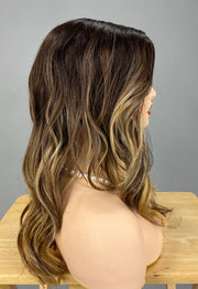 "Dalgona 23" (Caramel Almond) BALAYAGE BELLE TRESS Luxury Wig