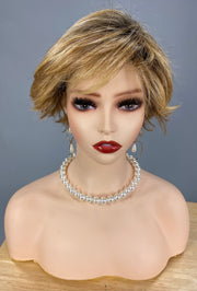 "Intensity" (Sugar Cookie Hazelnut) BELLE TRESS Luxury Wig