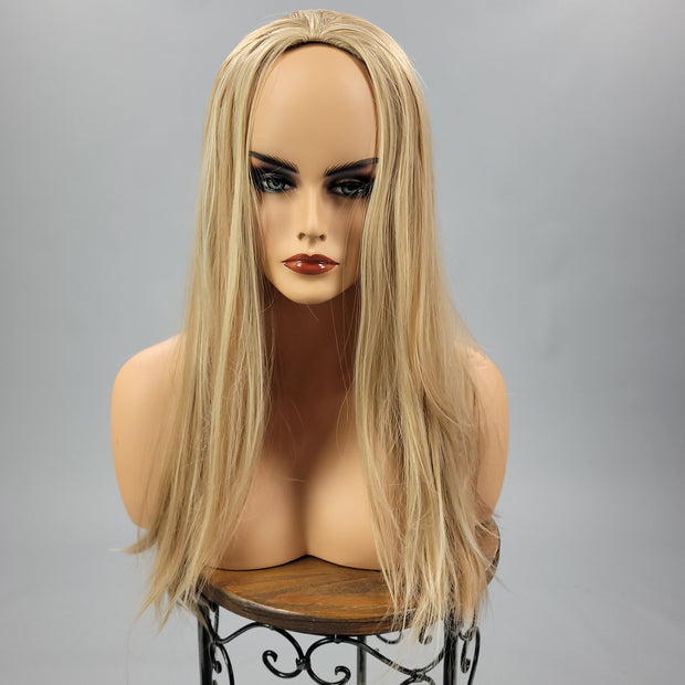 {Bella} Golden Blonde Long Straight Wig