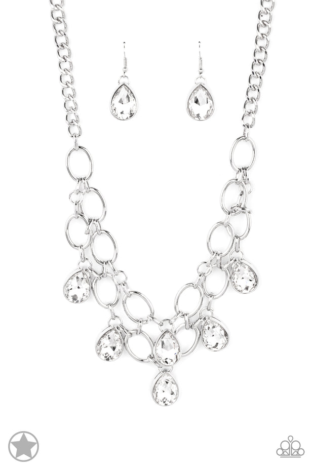PAPARAZZI (291)  {Show Stopping Shimmer} Necklace & Earrings