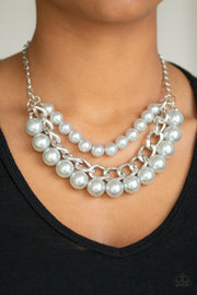 PAPARAZZI (54) {Empire State Empress} Necklace & Earrings