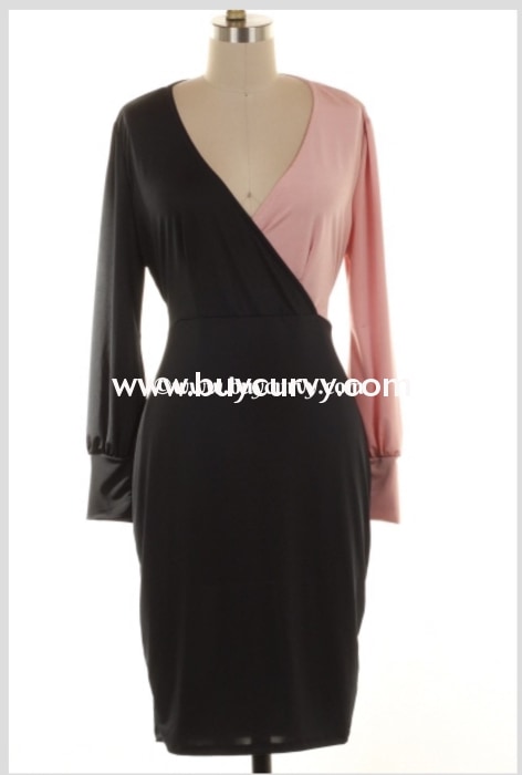 Cp-F {Take Your Breath Away} Mauve/black V-Neck Dress Contrast