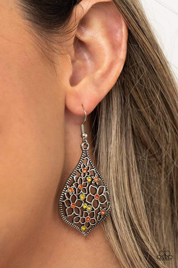 PAPARAZZI (662) {Full Out Florals} Earring