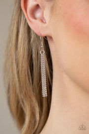 PAPARAZZI (26) {Apparatus Applique} Necklace & Earrings