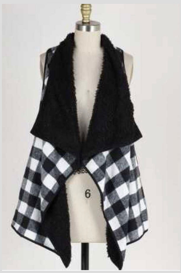 OT-Y {Winter Bliss} Black White Plaid Fuzzy Vest PLUS SIZE XL 2X 3X