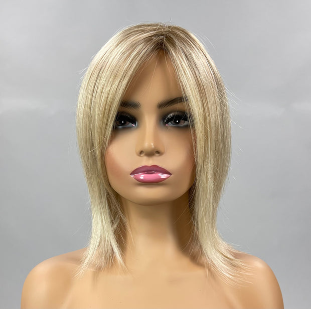 "Cold Brew Chic" (Champagne with Apple Pie) HAND-TIED BELLE TRESS Luxury Wig
