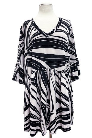 73 PSS {Graceful View} Black/White Swirl Print Babydoll Top PLUS SIZE 3X