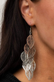 PAPARAZZI (440) {Limitlessly Leafy} Earring