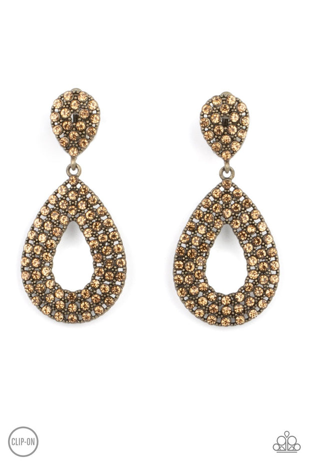 PAPARAZZI (633) {Pack In The Pizzazz} Earrings