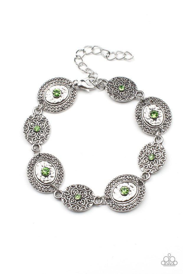 PAPARAZZI (534) {Secret Garden Glamour} Bracelet